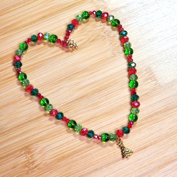 Christmas Tree Holiday Choker Necklace Crystal Beaded Gold Charm Handmade - Picture 1 of 4